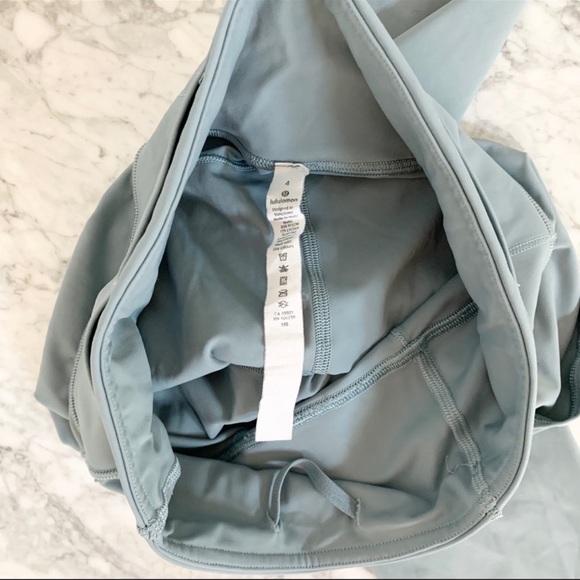 Lululemon Fast and Free Crop Size 4 - Picture 6 of 8